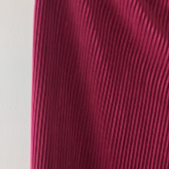 ⭐Red Raspberry Ribbed Straight Leg Pants - Picture 6 of 7
